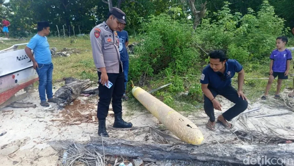 Polisi Minta Warga Jauhi Benda Mirip Torpedo Di Sumenep Khawatir Aktif