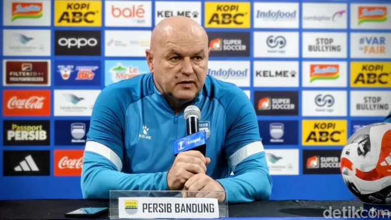 Bojan Hodak Lepas Jabatan Pelatih Persib Kini Penasihat Teknis