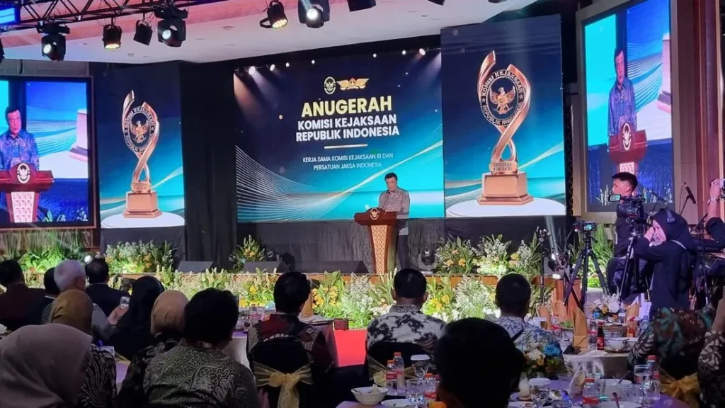 Menko Polkam Apresiasi Anugerah Komjak Dorong Persaingan Demi Kemajuan